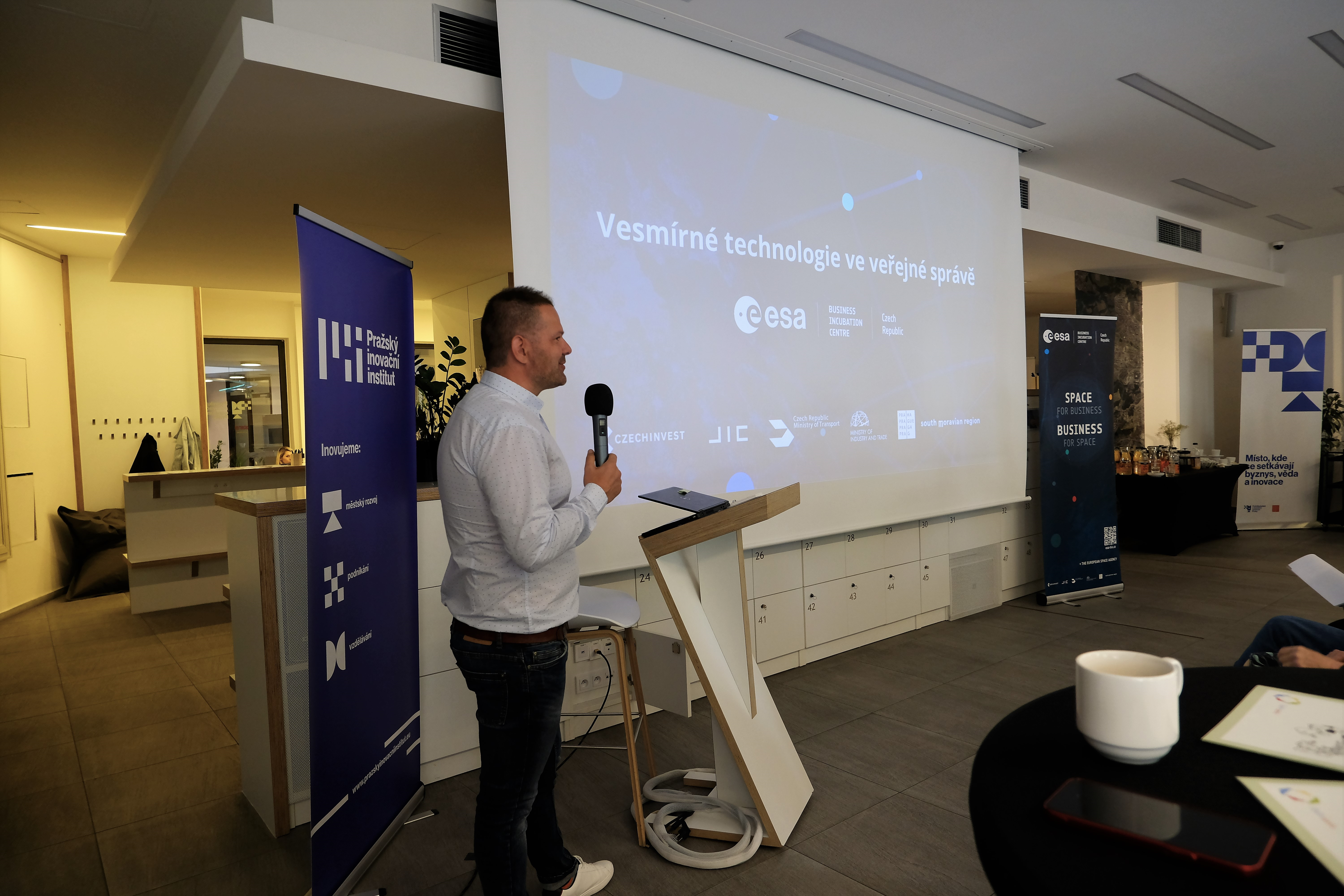 Innovative startups presented their solutions to representatives of the City of Prague